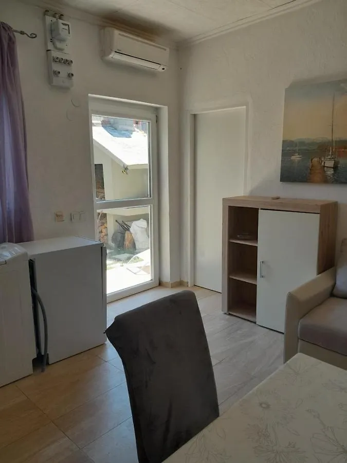 Apartment Ferienwohnung Maja Garden Zadar Kroatien